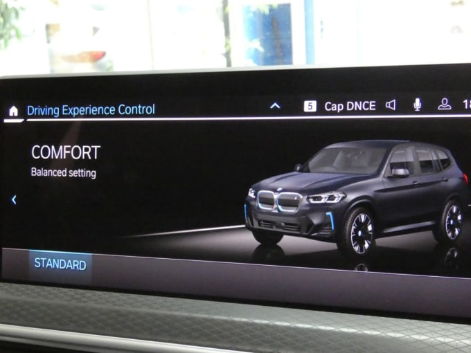 2025 BMW Ix3