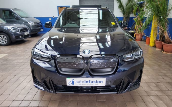 2025 BMW Ix3