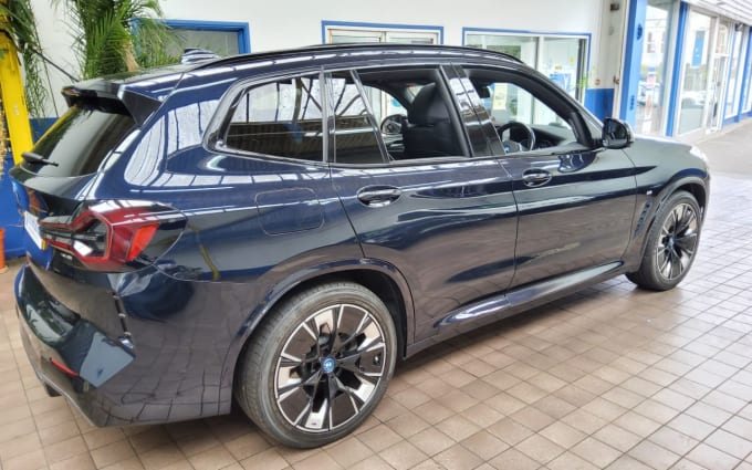 2025 BMW Ix3