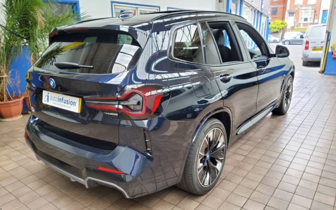 2025 BMW Ix3