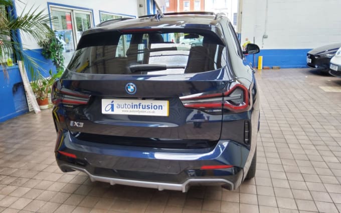 2025 BMW Ix3
