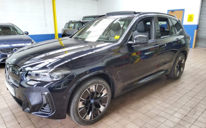 2025 BMW Ix3