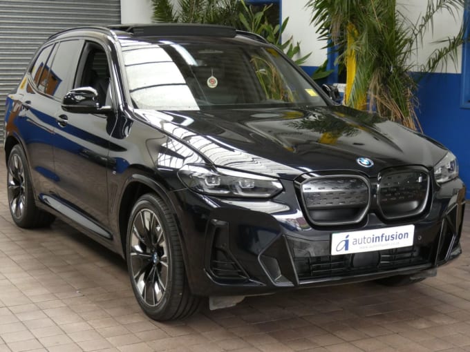 2025 BMW Ix3