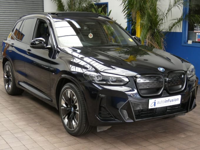 2025 BMW Ix3