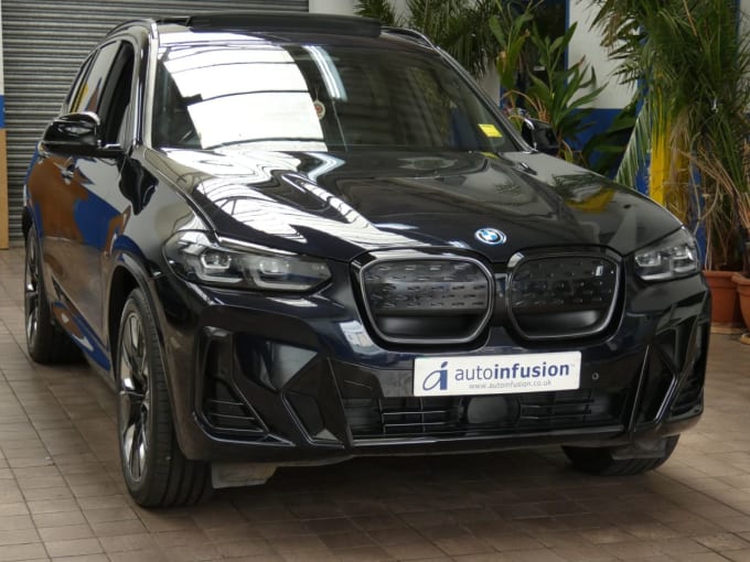 2025 BMW Ix3