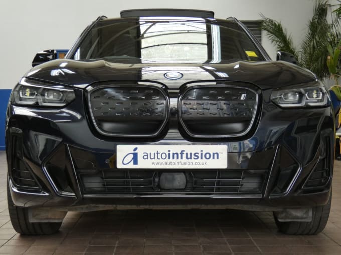 2025 BMW Ix3