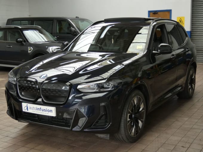 2025 BMW Ix3