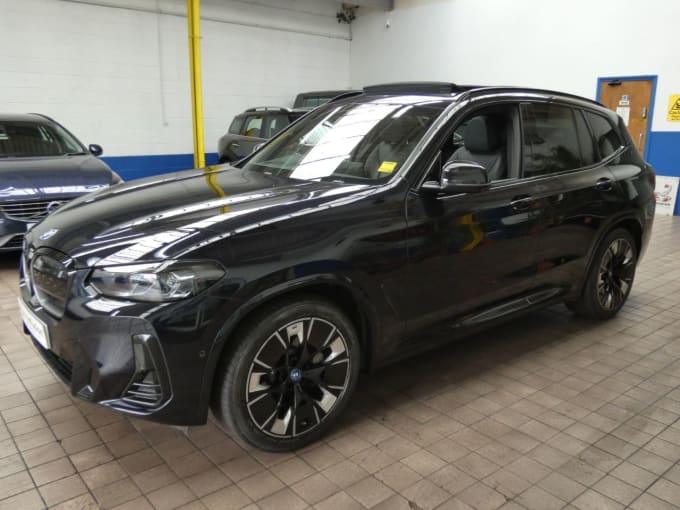 2025 BMW Ix3