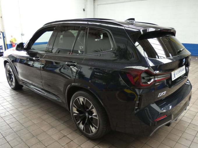2025 BMW Ix3