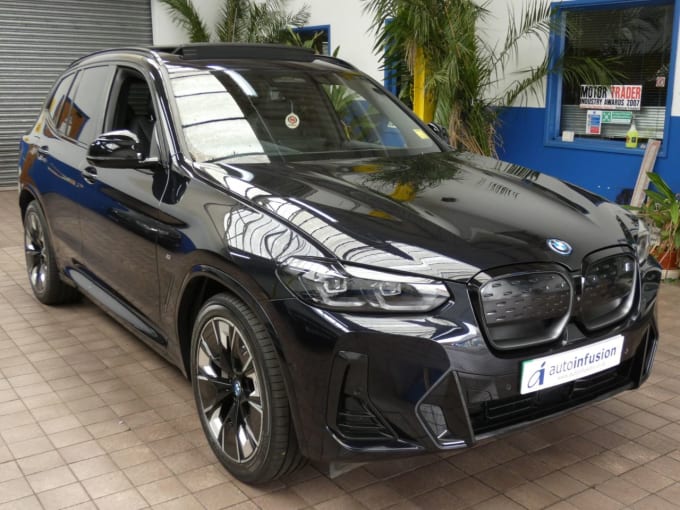 2025 BMW Ix3