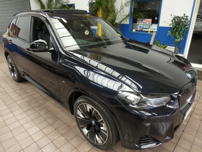 2025 BMW Ix3