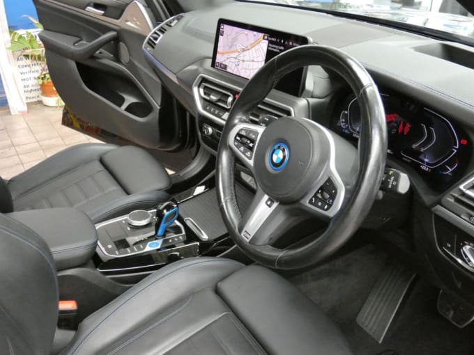 2025 BMW Ix3