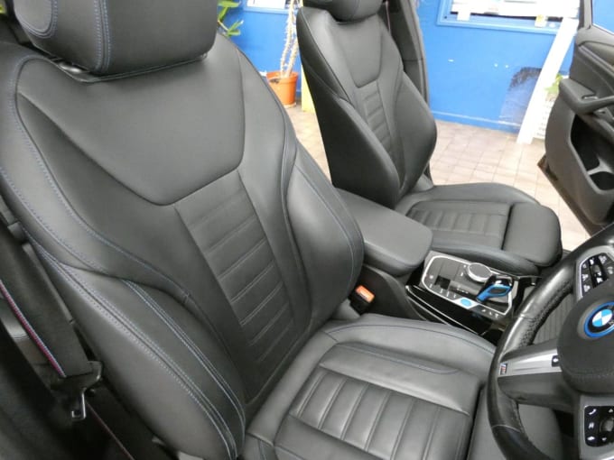 2025 BMW Ix3