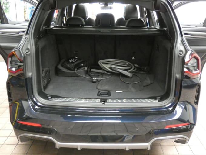 2025 BMW Ix3