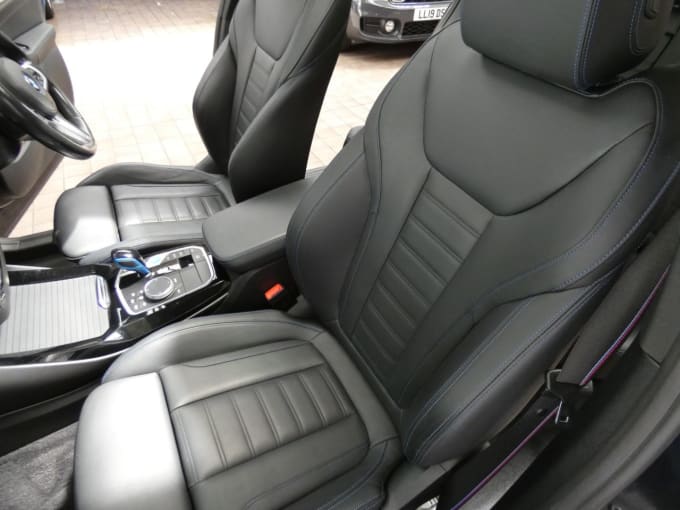 2025 BMW Ix3