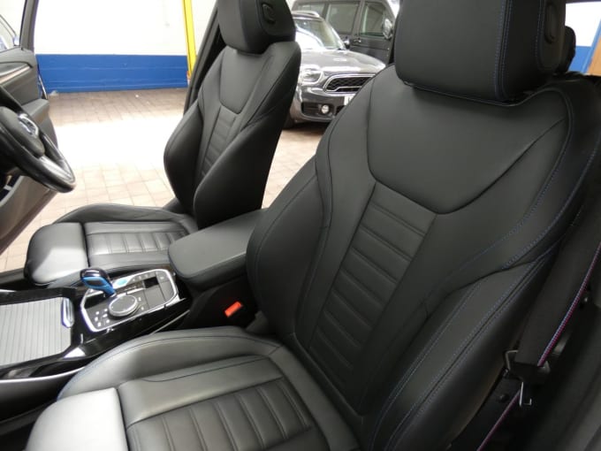 2025 BMW Ix3