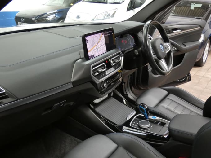 2025 BMW Ix3