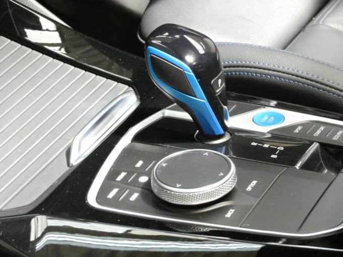 2025 BMW Ix3