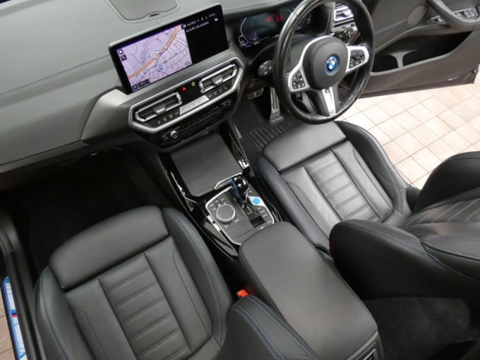 2025 BMW Ix3