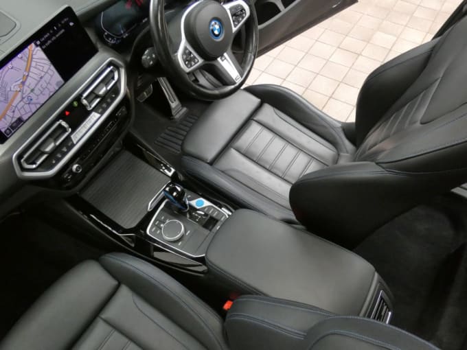 2025 BMW Ix3