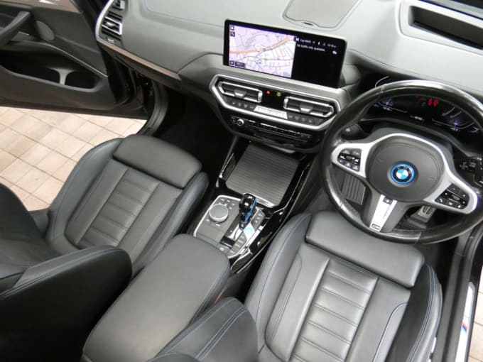 2025 BMW Ix3