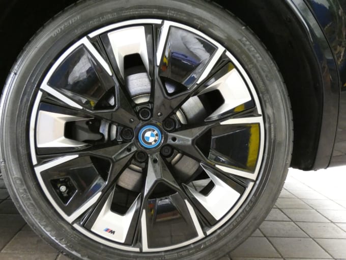 2025 BMW Ix3