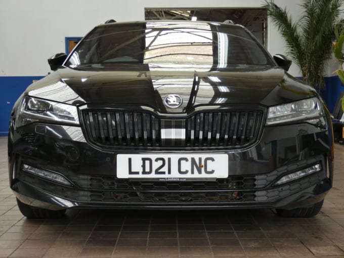 2025 Skoda Superb
