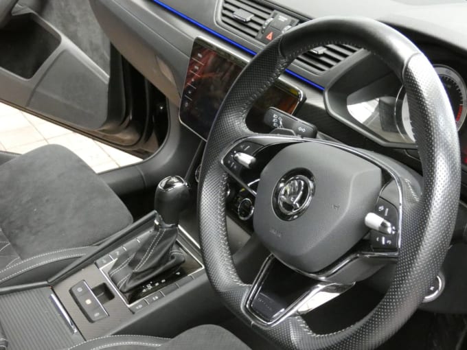 2025 Skoda Superb