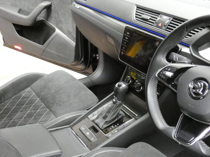 2025 Skoda Superb