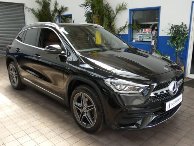 2025 Mercedes-benz Gla
