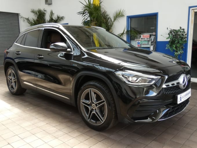 2025 Mercedes-benz Gla