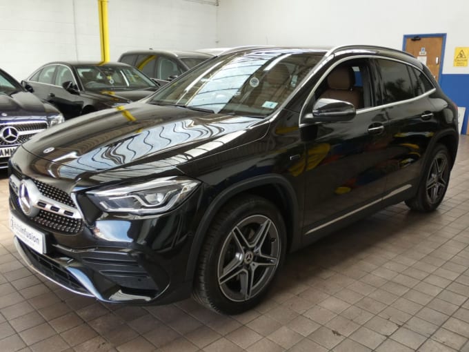 2025 Mercedes-benz Gla