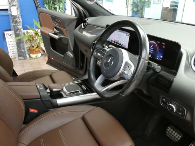 2025 Mercedes-benz Gla