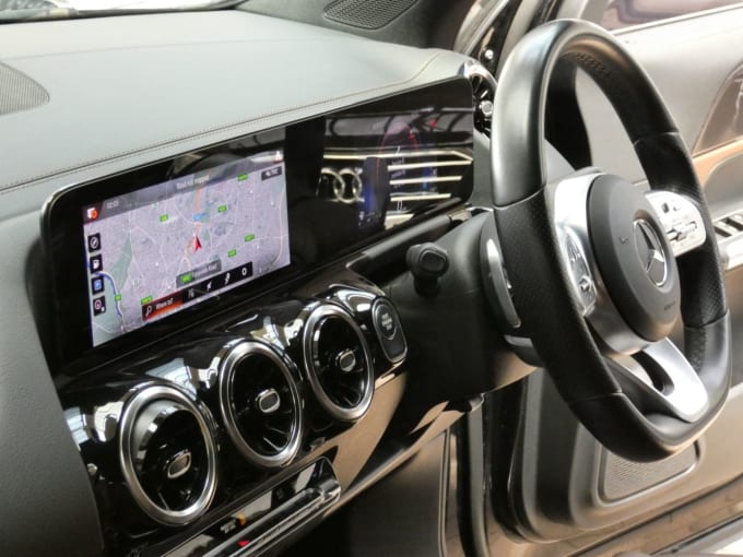 2025 Mercedes-benz Gla