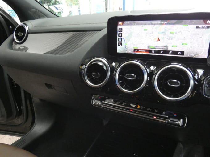 2025 Mercedes-benz Gla