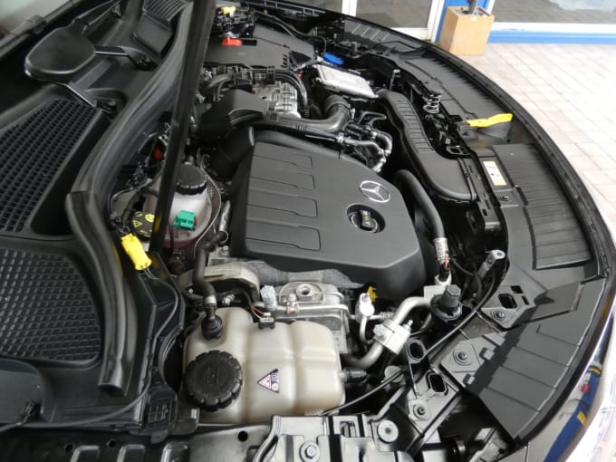 2025 Mercedes-benz Gla