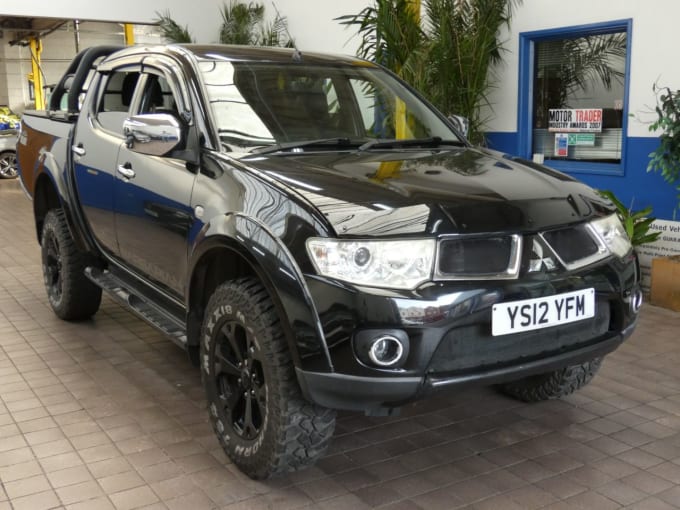 2025 Mitsubishi L200