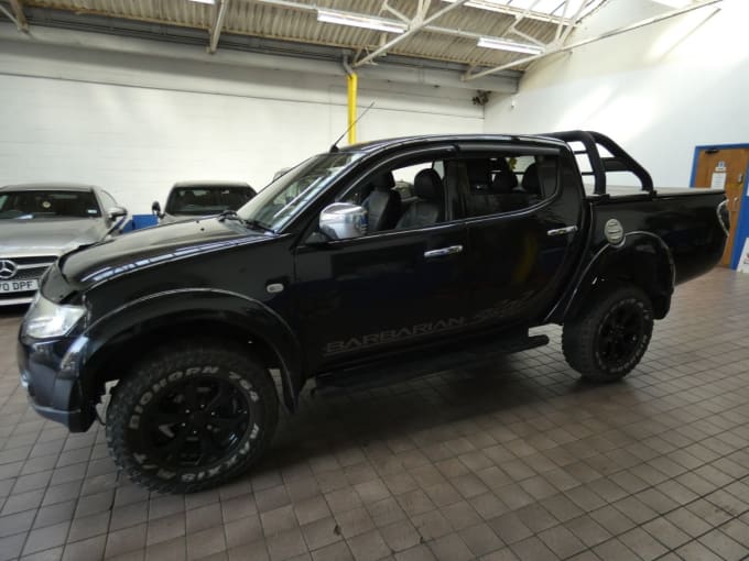 2025 Mitsubishi L200