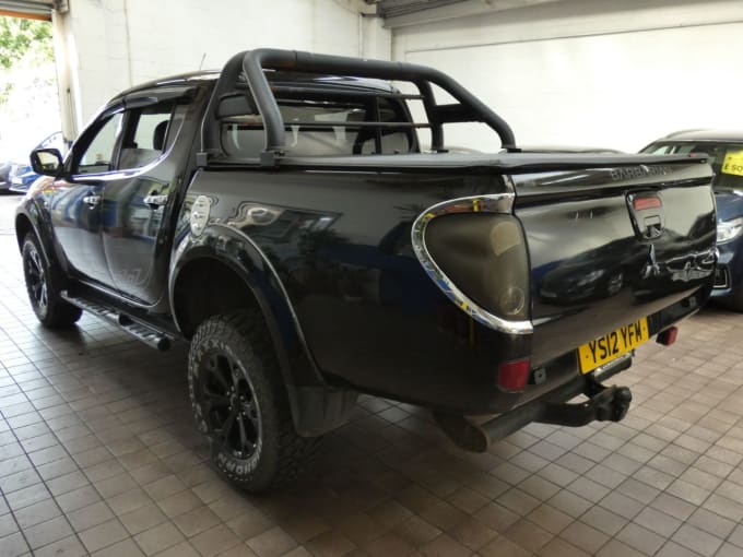 2025 Mitsubishi L200