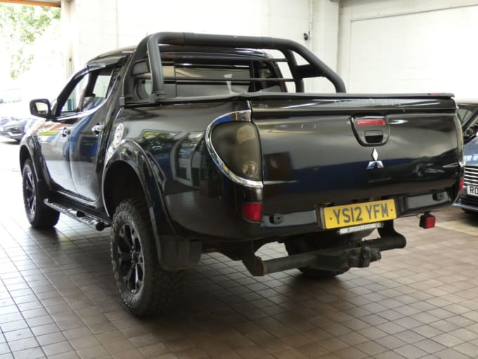 2025 Mitsubishi L200