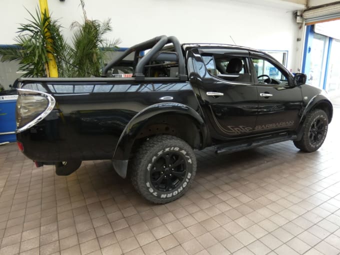 2025 Mitsubishi L200