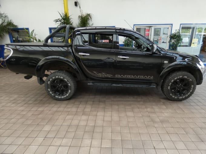 2025 Mitsubishi L200