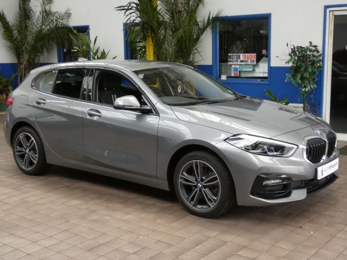 2025 BMW 1 Series