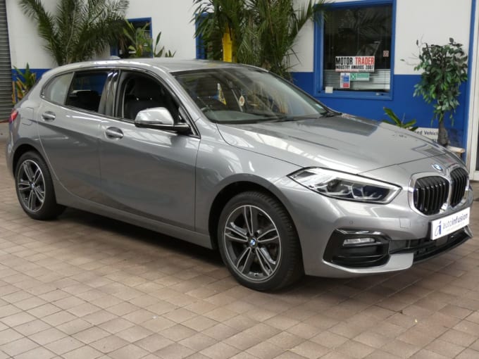 2025 BMW 1 Series