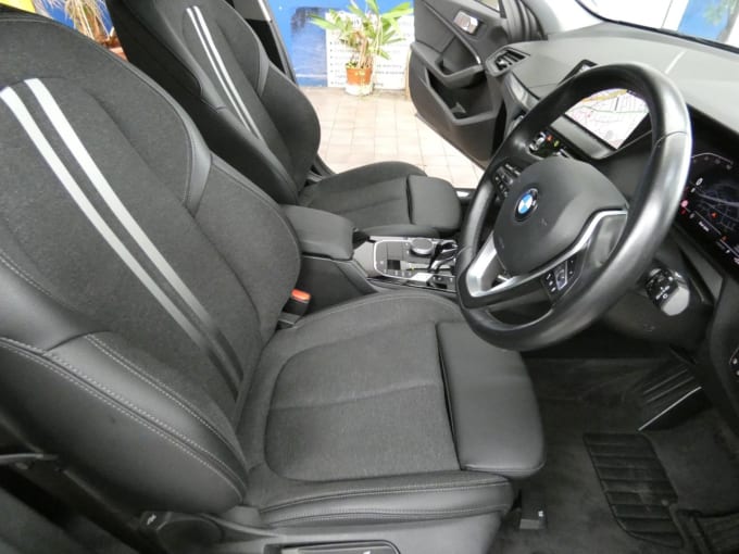 2025 BMW 1 Series