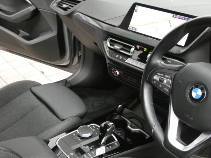 2025 BMW 1 Series