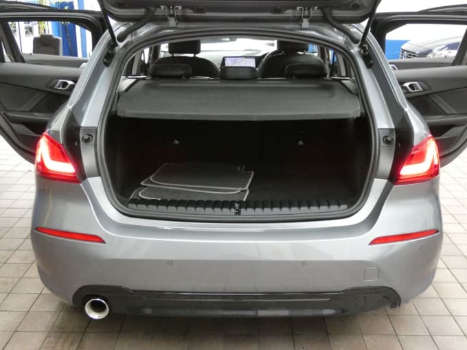 2025 BMW 1 Series