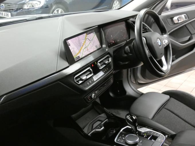 2025 BMW 1 Series