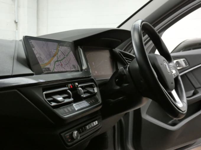 2025 BMW 1 Series