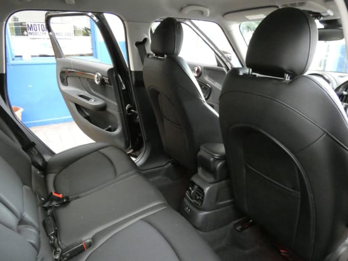 2025 Mini Countryman